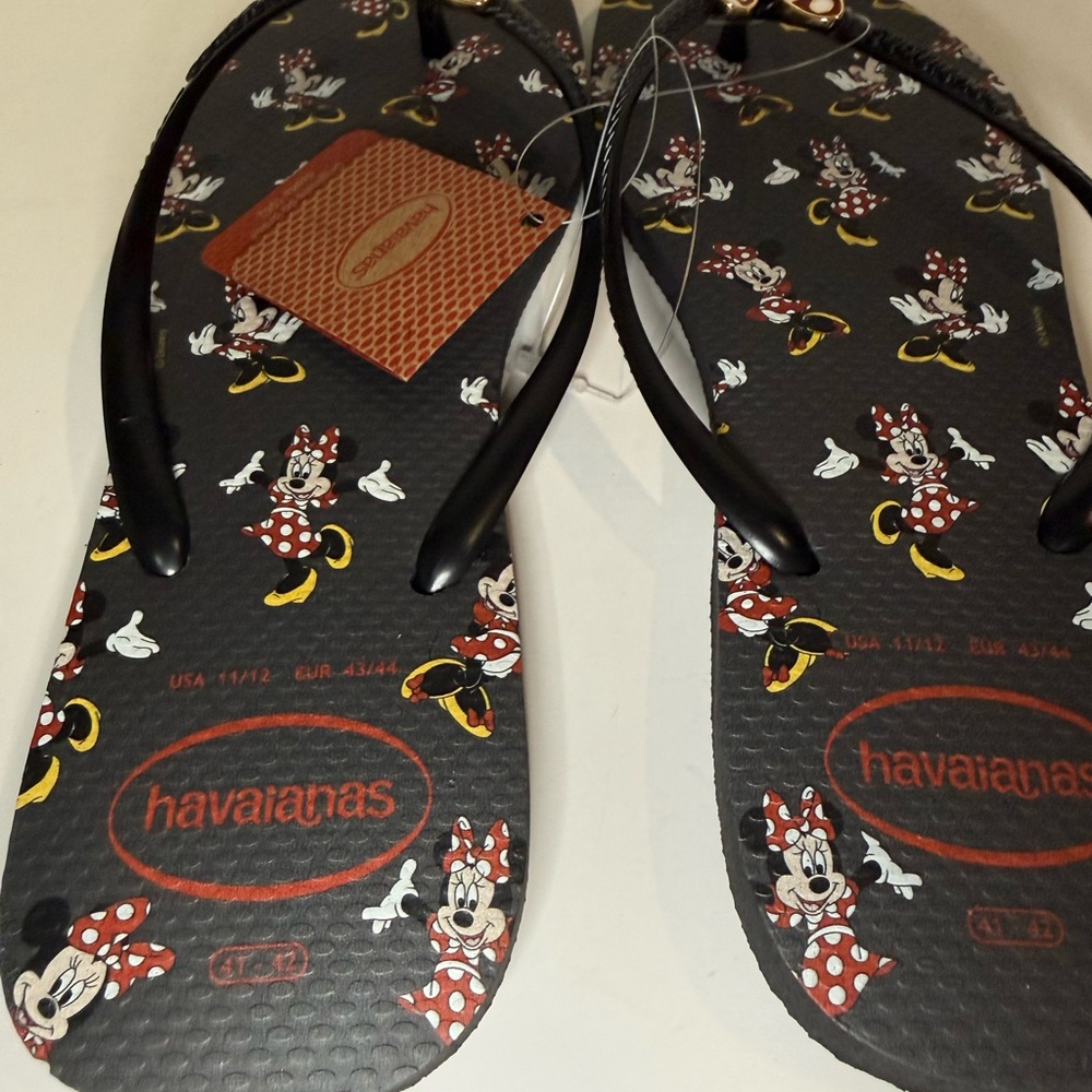 Havaianas Black and Red Minnie Mouse Flip Flops - Picture 6 of 9